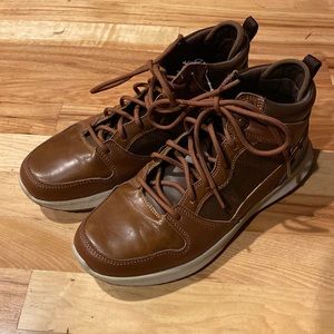 Men’s Sketchers Classic Fit Air-Cooled Memory Foam shoes, size 8